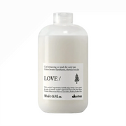 Bottle of Davines LOVE Curl Cowash
